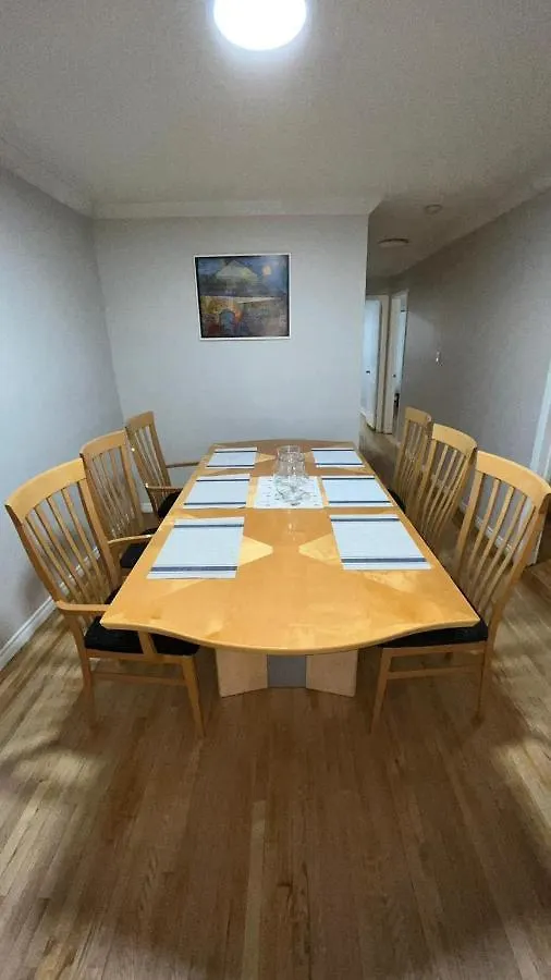 Full Privacy Apartment With Free Parkrings トロント