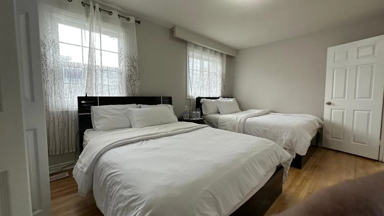 Full Privacy Apartment With Free Parkrings トロント